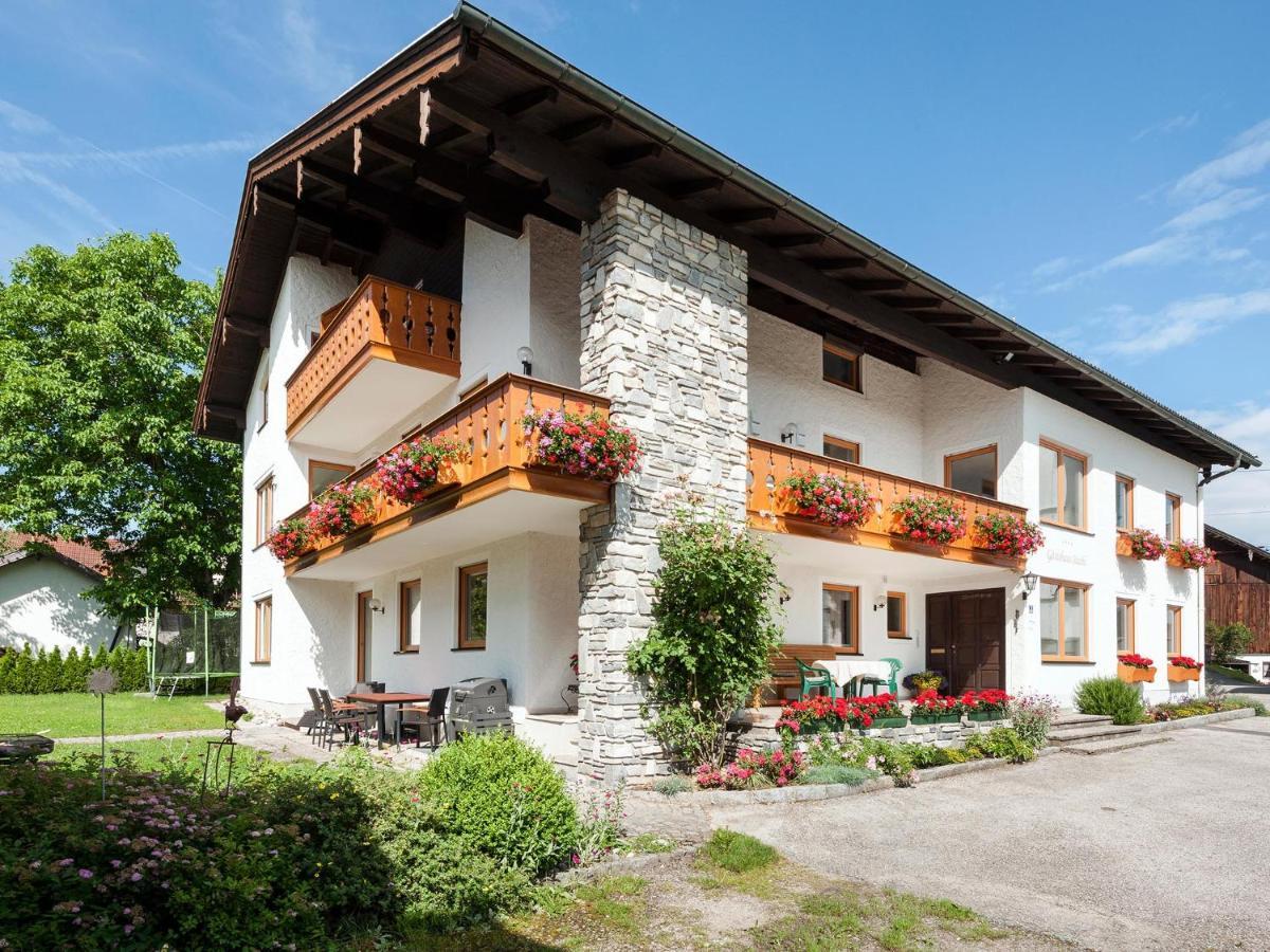Gaeste- Und Appartementhaus Stachl Waging am See Exterior photo
